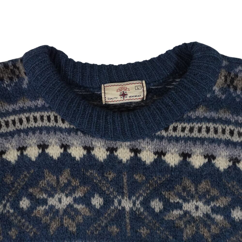 BKS Quality Menswear Vintage Made Scotland Christmas Snow Flakes Sweater Men's L - Picture 2 of 8